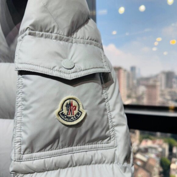 Moncler Maya 70 puffer jacket - Picture 4 of 8